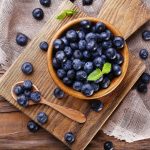Mirtilli, l’elisir blu molto osservato e alleato di cuore e cervello